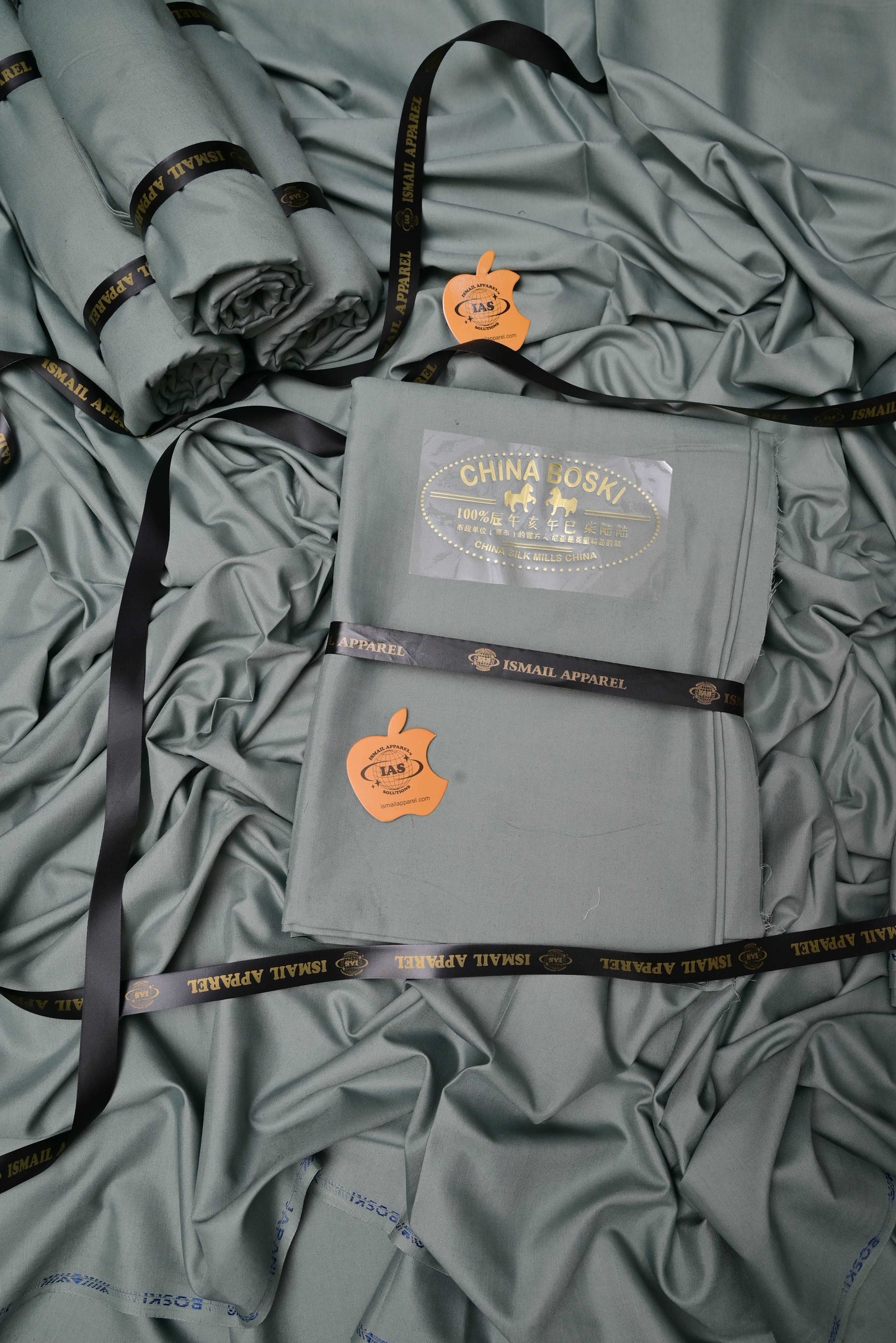 Men’s Unstitched Wash And Wear Plain Suit