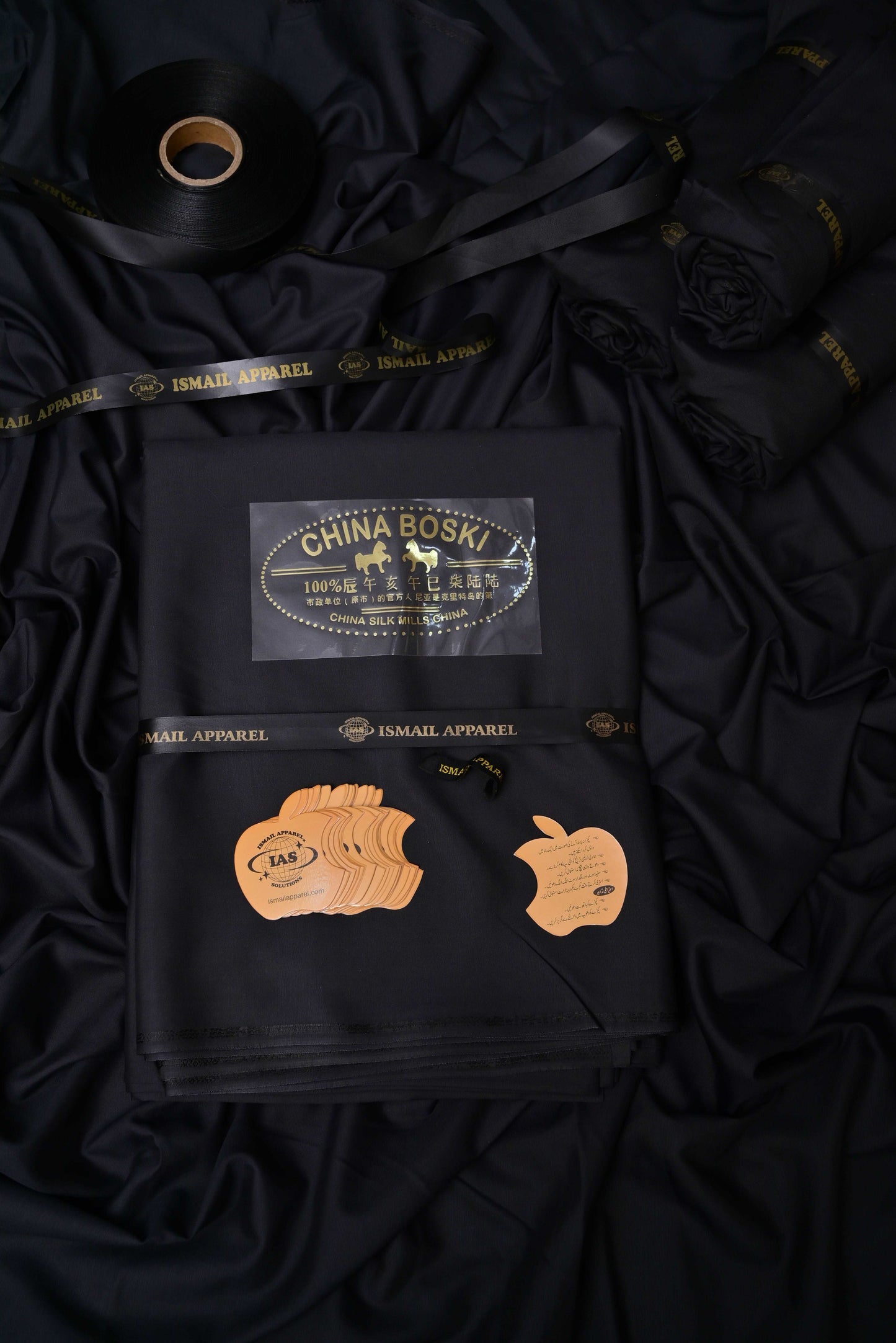 Men’s Unstitched Wash And Wear Plain Suit