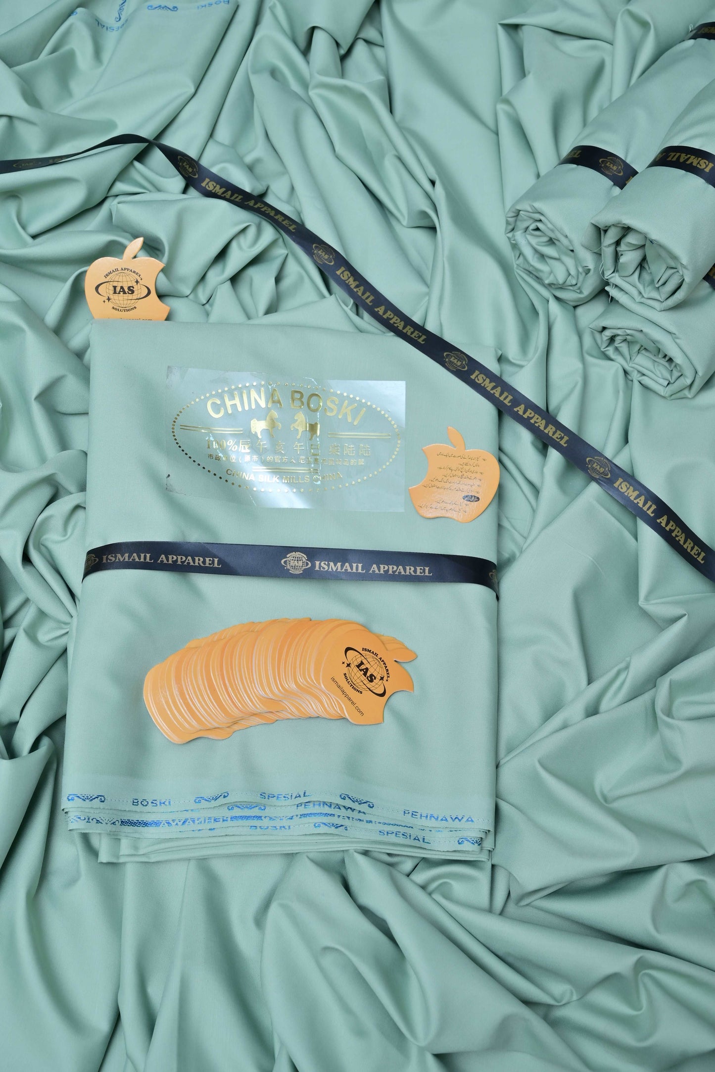 Men’s Unstitched Wash And Wear Plain Suit