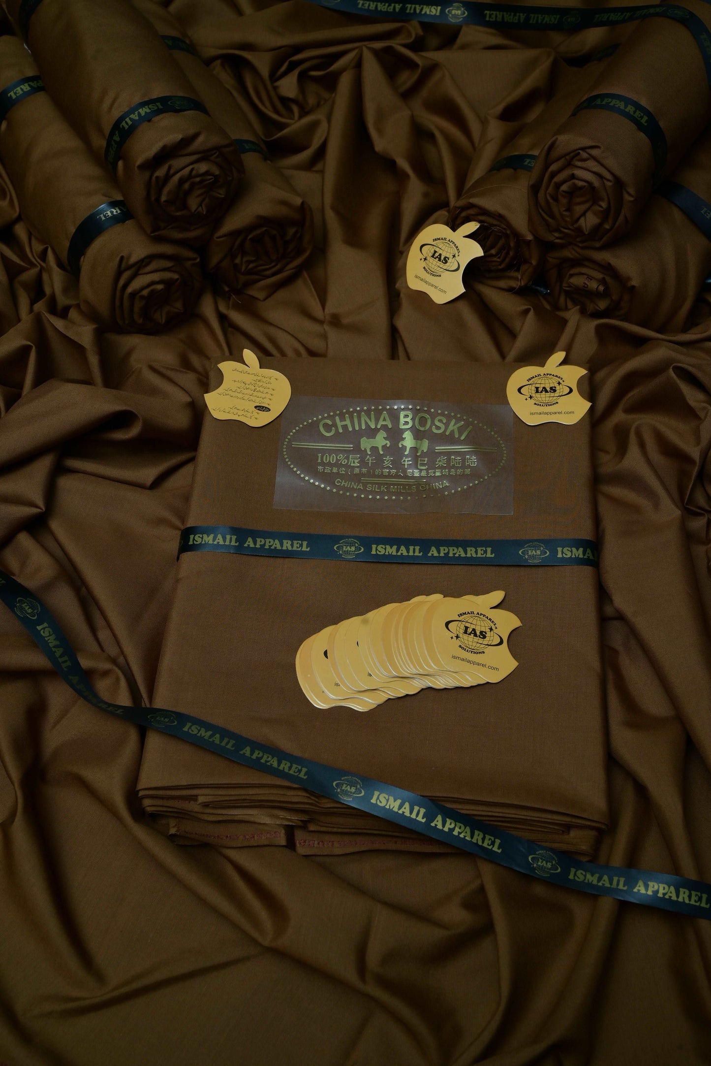 Men’s Unstitched Wash And Wear Plain Suit