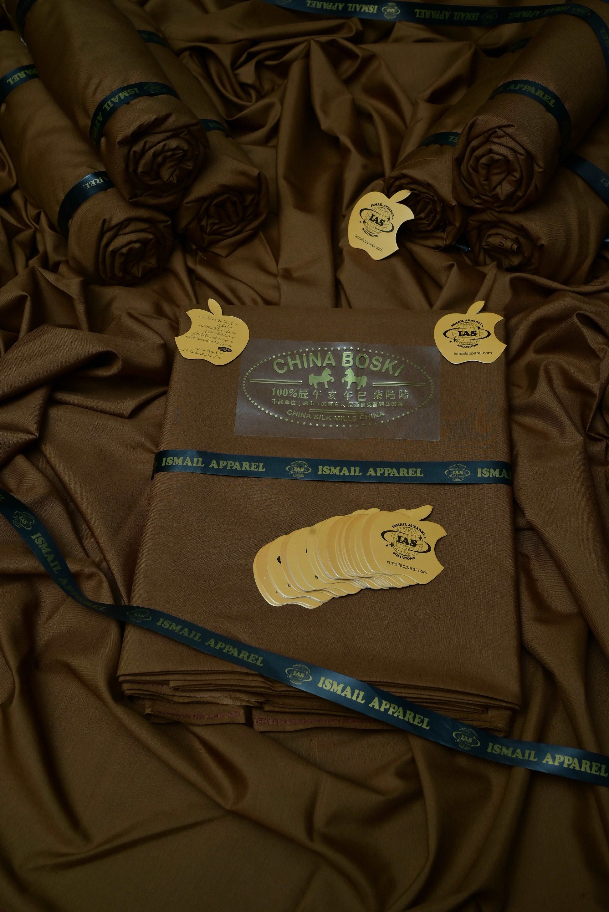 Men’s Unstitched Wash And Wear Plain Suit